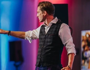 Ken Hughes Official Speaker Profile Picture