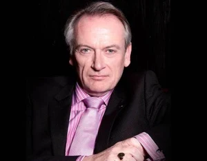 Chris Skinner official speaker profile picture