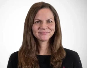 Anna Leach Official Speaker Profile Picture