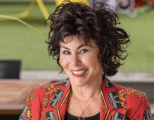 Ruby Wax official speaker profile picture