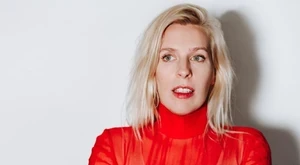 Sara Pascoe official speaker profile picture